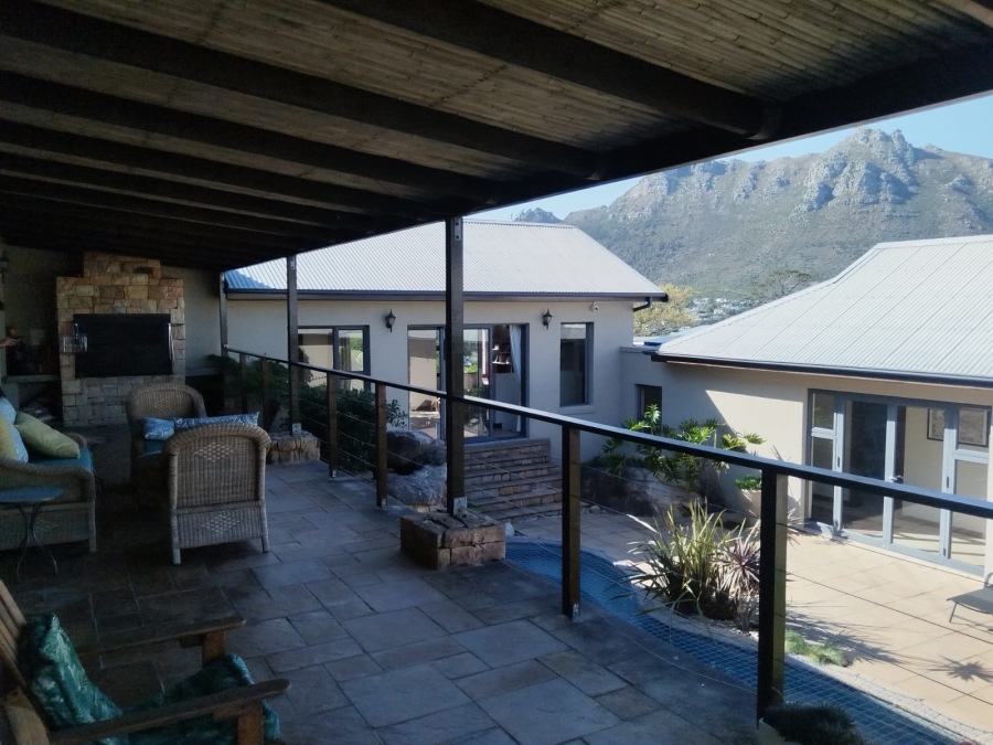 To Let 4 Bedroom Property for Rent in Kenrock Country Estate Western Cape
